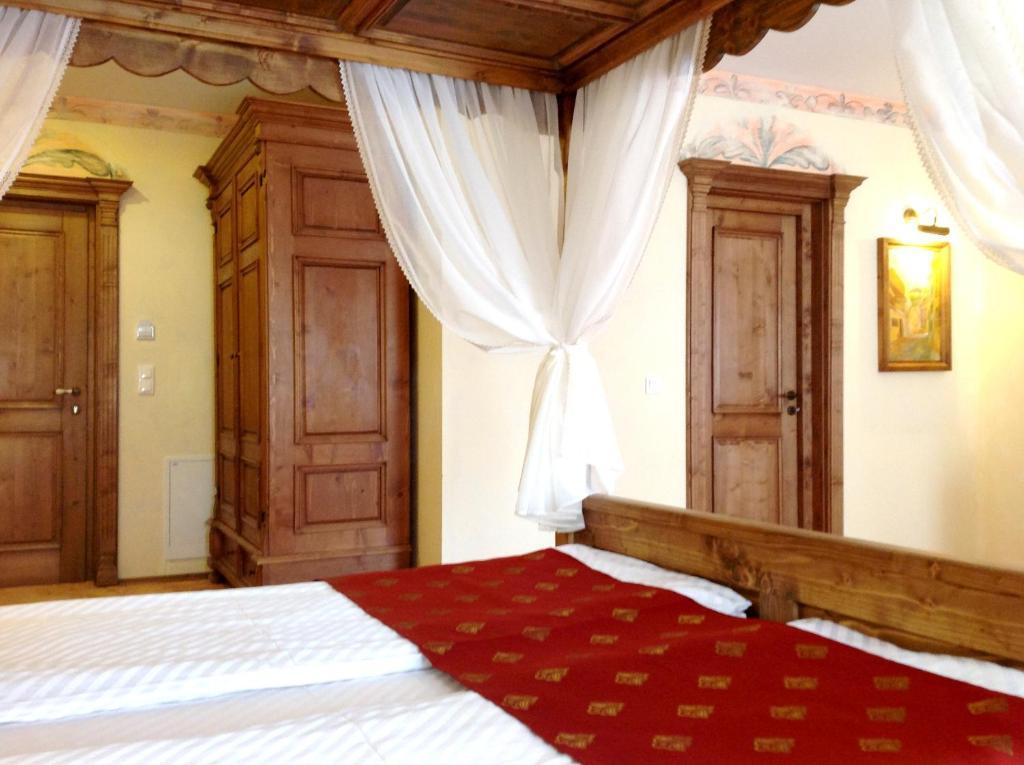 Hotel Villa Franca Segesvár Kültér fotó