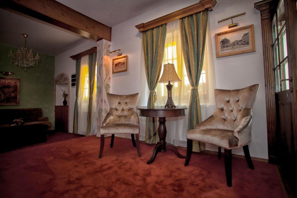 Hotel Villa Franca Segesvár Kültér fotó